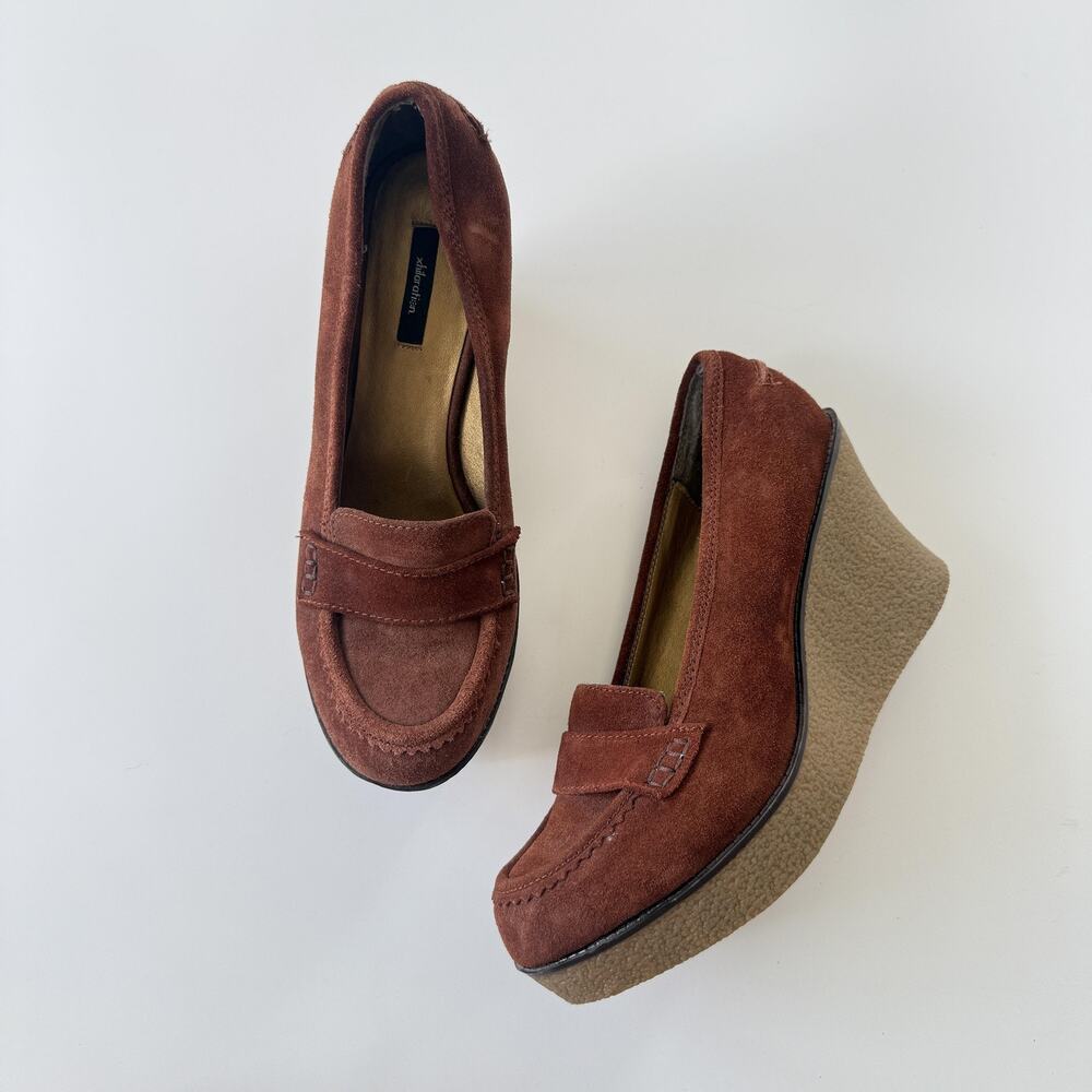 Xhilaration Heel Shoes Womens Size 8.5 Brown Suede Wedge Platform Loafer Slip On